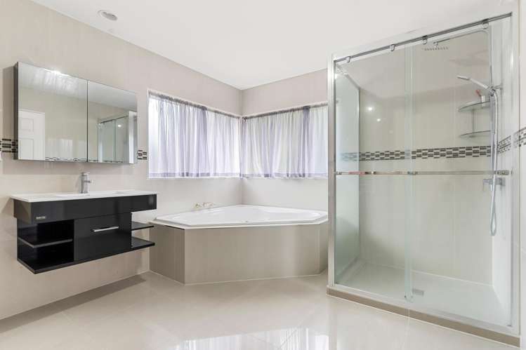 9 Nathan Close Somerville_20