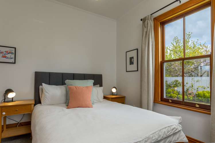 24 Dillons Point Road Islington_11