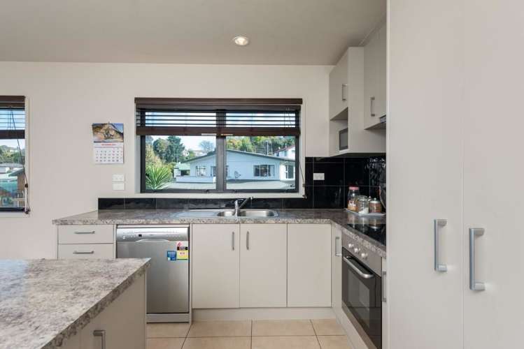 22f Sheppard Street Gate Pa_4