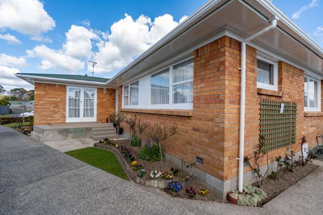 49 Garden Heights Avenue Glenview_2