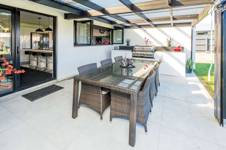 8 Magnolia Crescent Tawhero_18