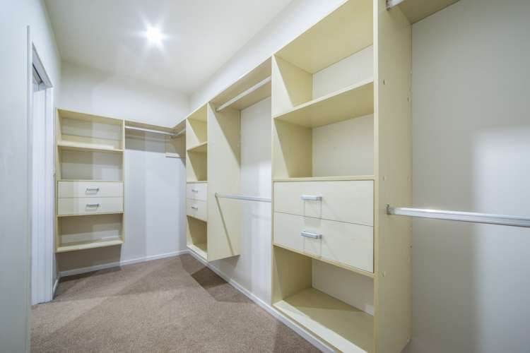 14b Colonel Barton Glade Saint Johns_18