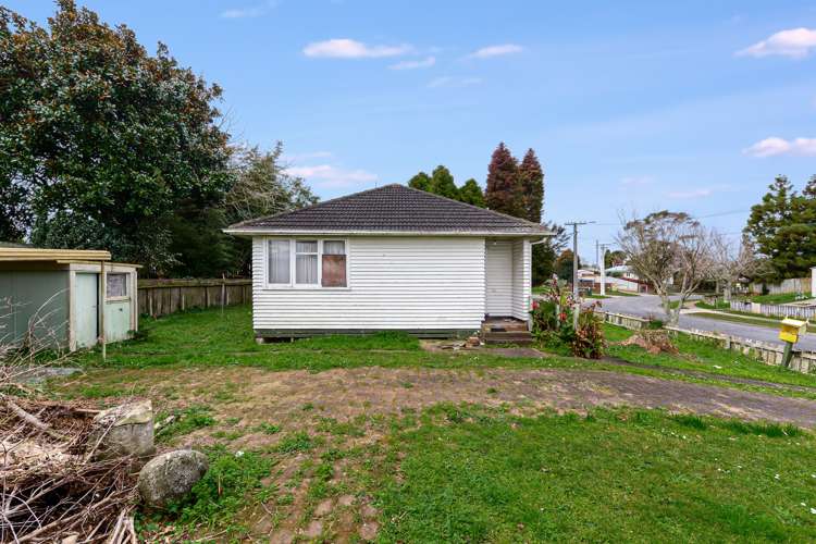 29 Masefield Drive Enderley_5