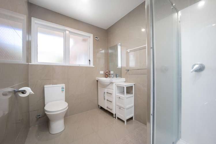 4/67A Mount Smart Road Onehunga_19