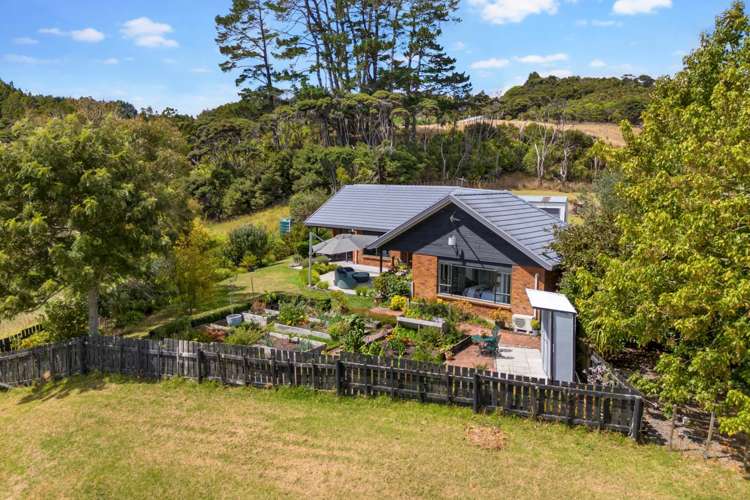 271 Muriwai Valley Road Muriwai_5