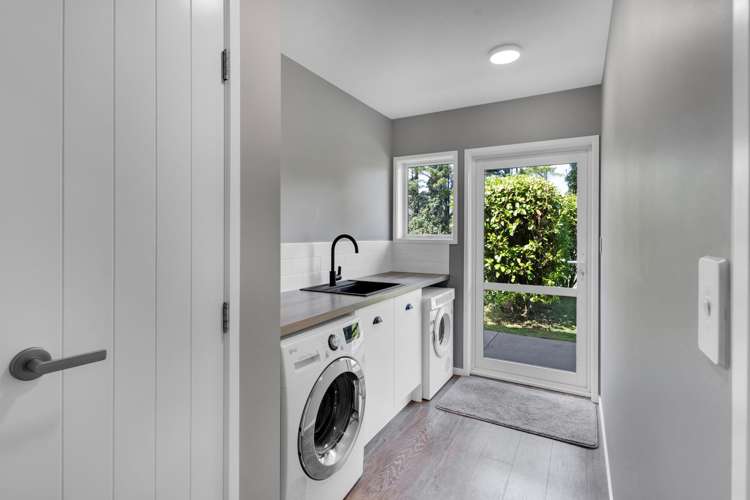 1371 Egmont Road Egmont Village_20