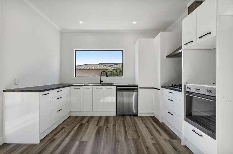 22 Olivia Street Stratford_9