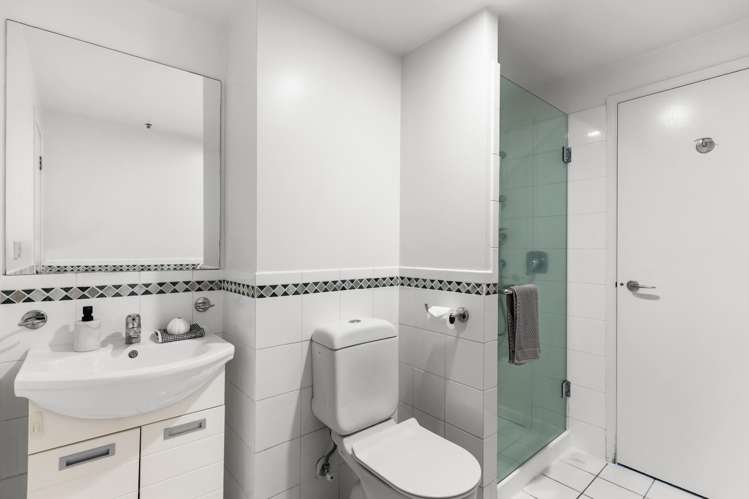 3E/8 Howe Street Freemans Bay_11