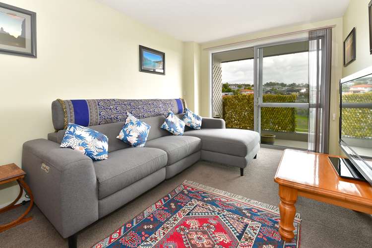 201/17 Link Crescent Stanmore Bay_7