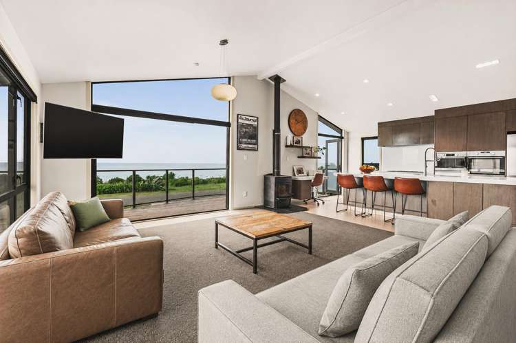247 Whirinaki Road Bay View_5