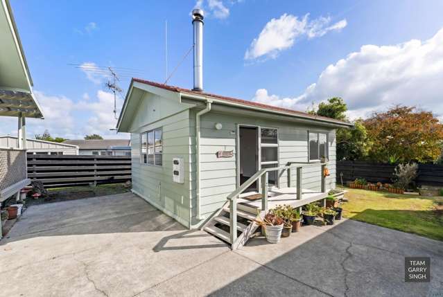 10 Leatham Crescent Opaheke_1