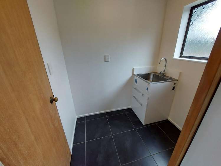 24 Hamblyn Crescent 1112_5
