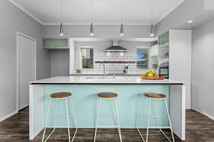 6 Omega Place Coastlands_8