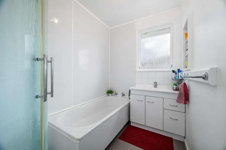 20 Fenruss Street Fairy Springs_9