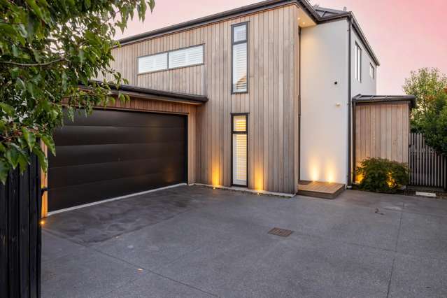 Luxury Family Living, Prime Location