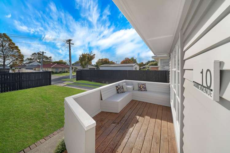 10 Laurie Avenue_2