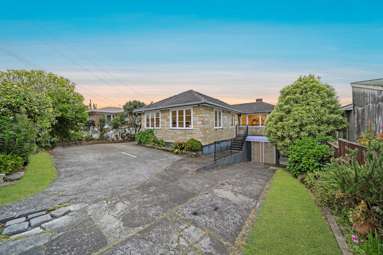 175 White Swan Road_1