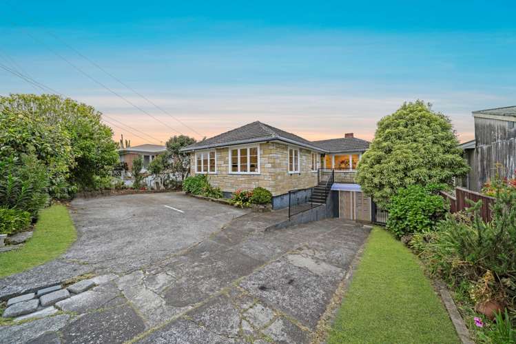 175 White Swan Road Mt Roskill_1