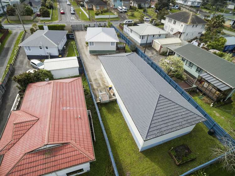 44 Strid Road Te Atatu South_14