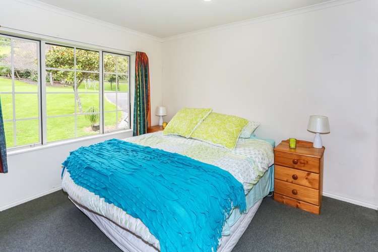 512 Redoubt Road Flat Bush_11