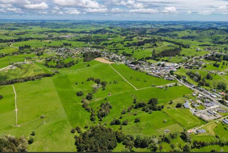 122 Hurndall Street Maungaturoto_8