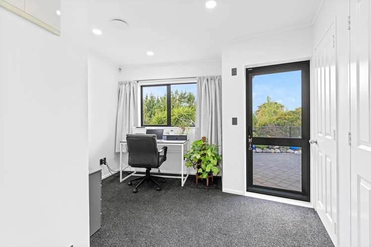 55 Pukenamu Road Te Horo_11