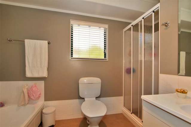 18 Montana Drive 11554_4