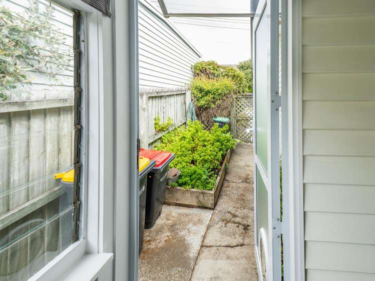 21 Rue Benoit Akaroa_15