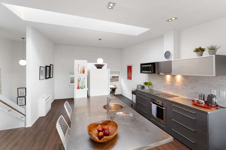 23/2 Onslow Road Khandallah_5