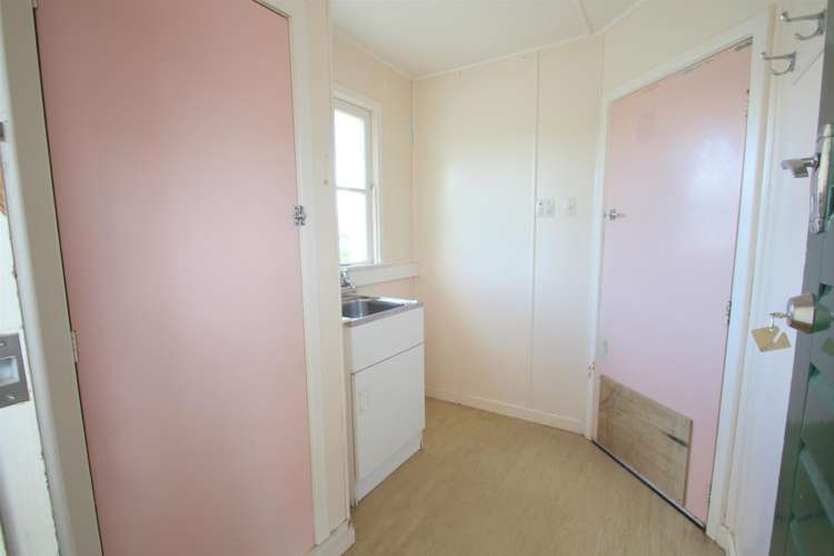 94 Salford Street Gore_12