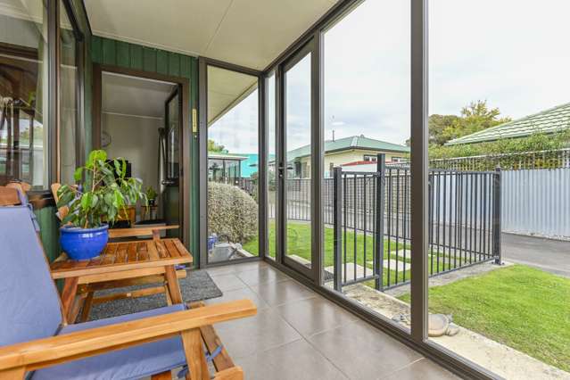 2/610 Queen Street West Saint Leonards_1