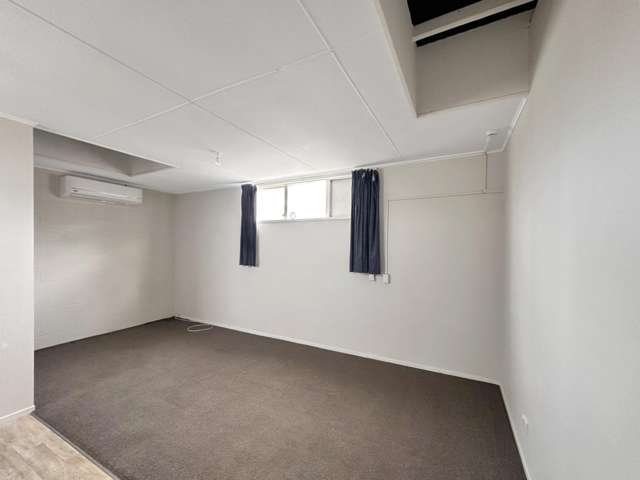 24 Tinirau Street 1236_3