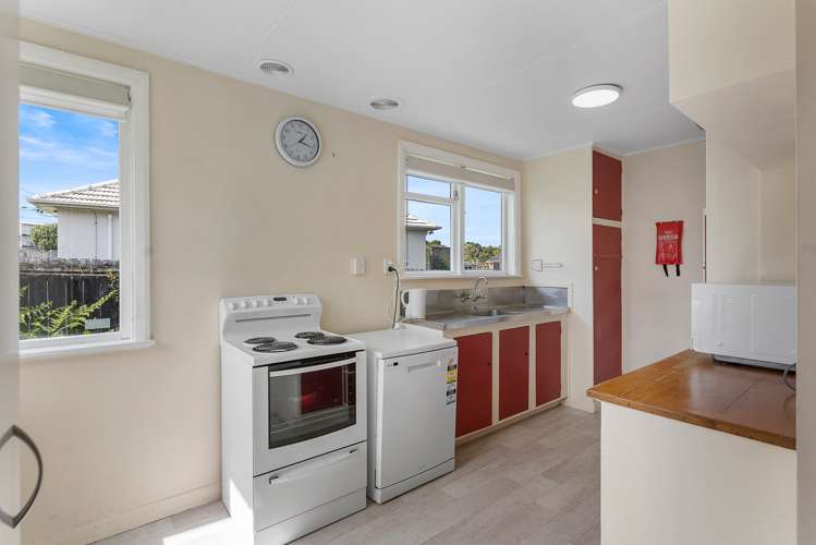 29 Coates Crescent Panmure_19