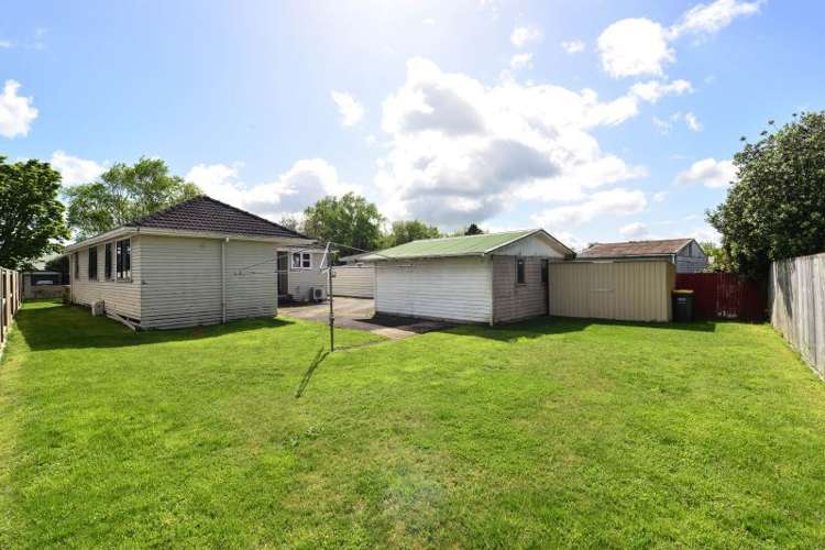42 Montgomery Crescent Bader_10