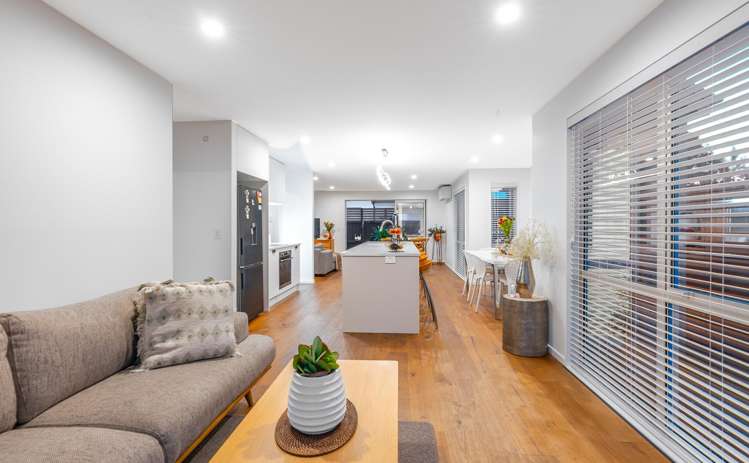 2/179 Weston Road Saint Albans_5