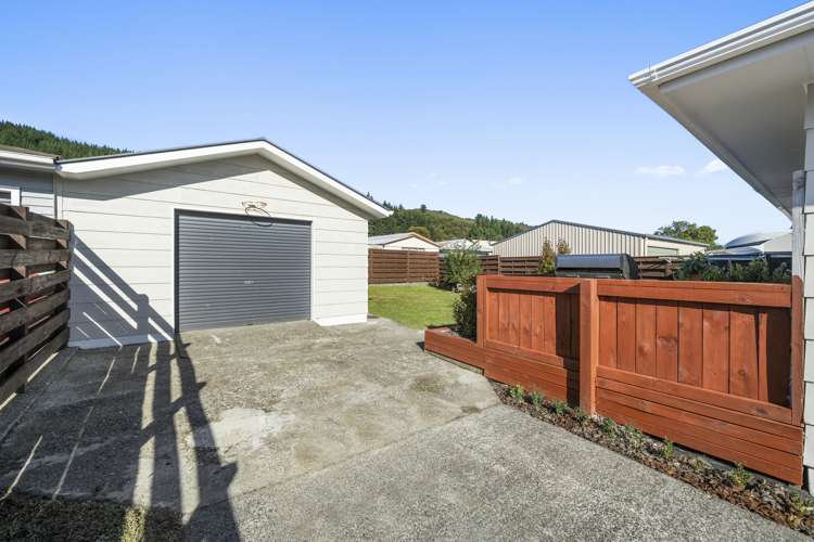38 Berkeley Road Wainuiomata_12