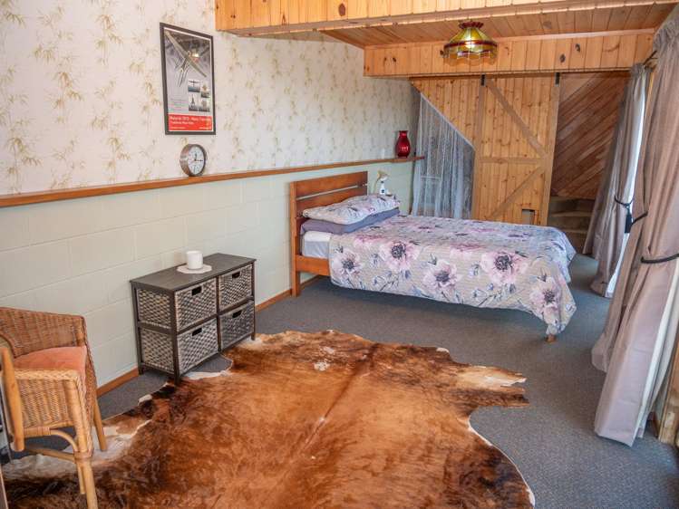 24 Bay View Road Cable Bay_25