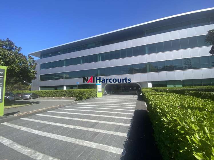 Address withheld Takapuna_4