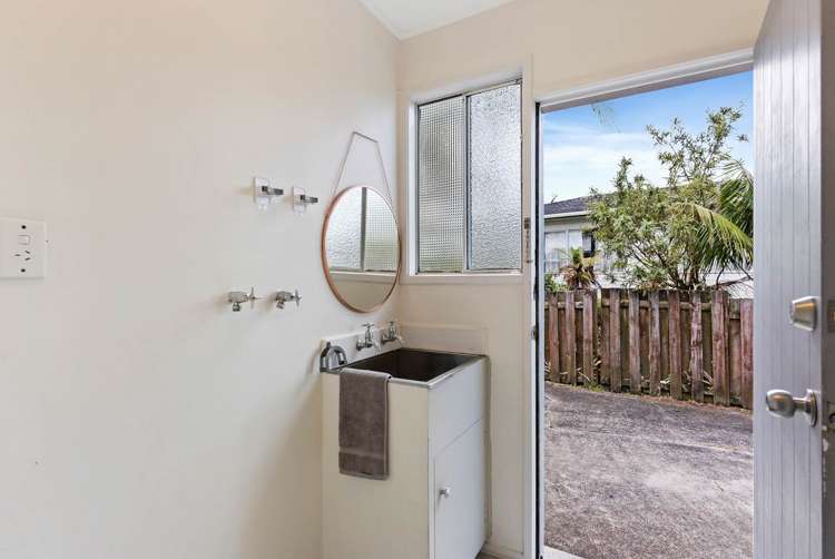 2/200 Chivalry Road Glenfield_10