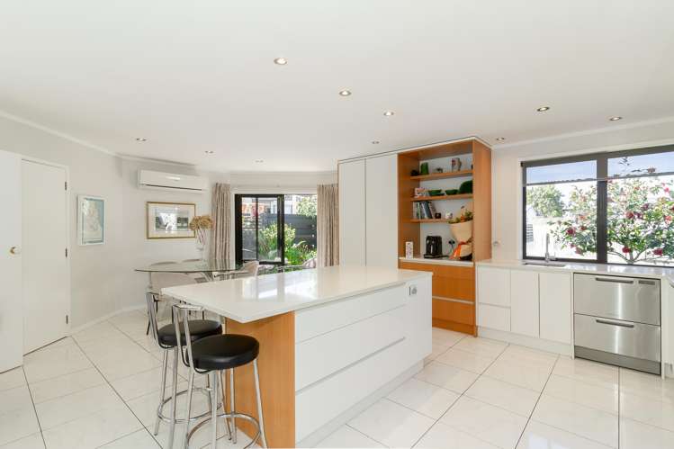 3/100 Avondale Road Taradale_10