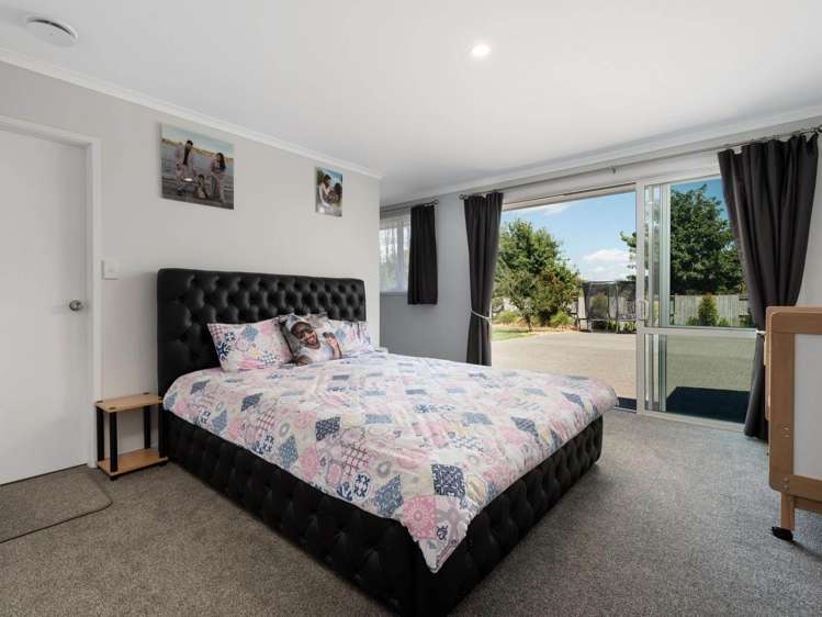 10 Twin Oak Avenue Papamoa Beach_13