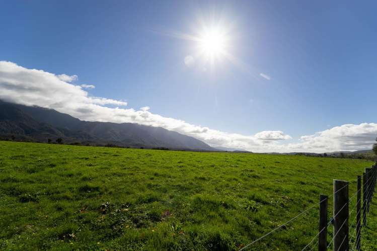 Quartz Range Road Bainham_16