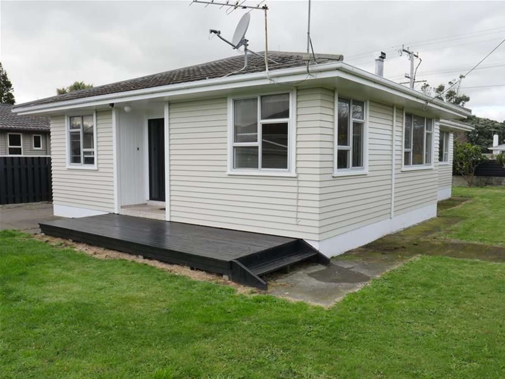 17 Karaka Street Hawera_0