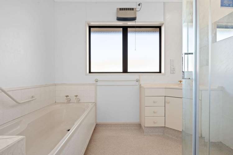 8 Chequers Avenue Chartwell_9