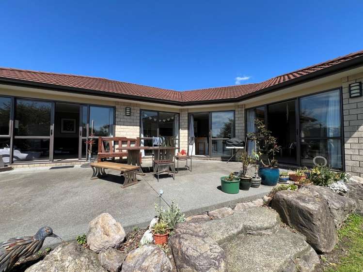112 Rowesdale Drive 1115_8