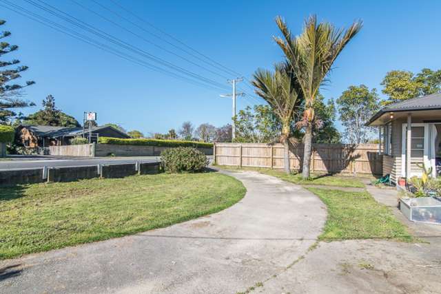 275 Main Highway Otaki_1