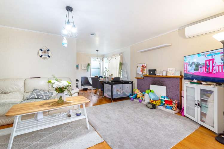 522 Beach Road Murrays Bay_6