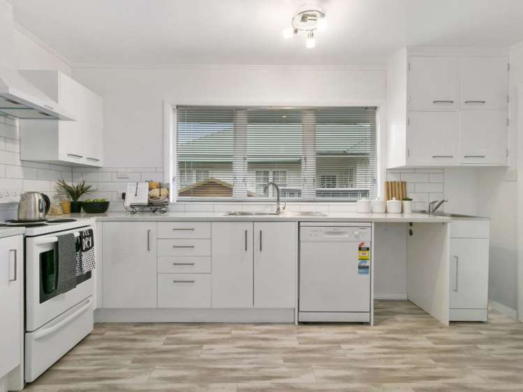 1/303 Dp Waiwhetu Road Fairfield_5