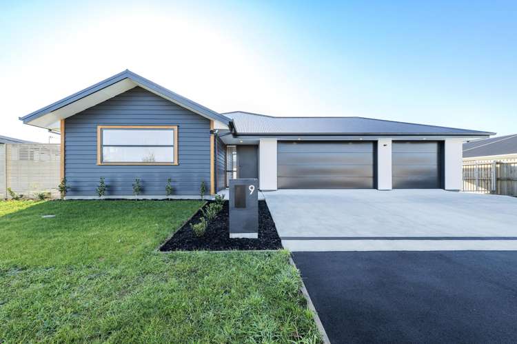 9 Lunn Crescent_0