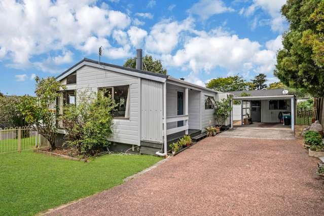 Prime Freehold in Westlake Girls Zone!